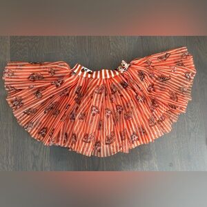 Wild rich kids Chip and Dale skirt with liner size
5/6 EUC